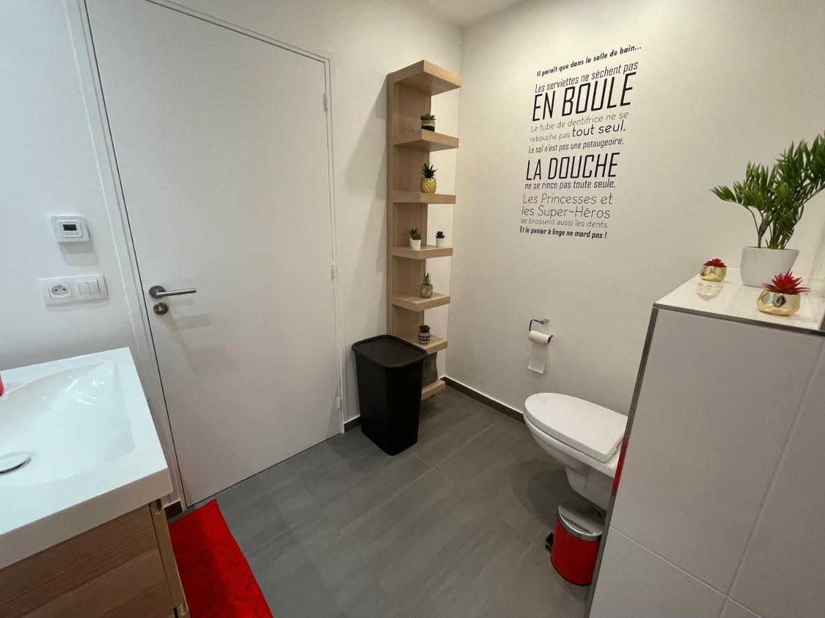Gold Cocoon T3 74M2 Proche Centre Ville Villejust Dış mekan fotoğraf